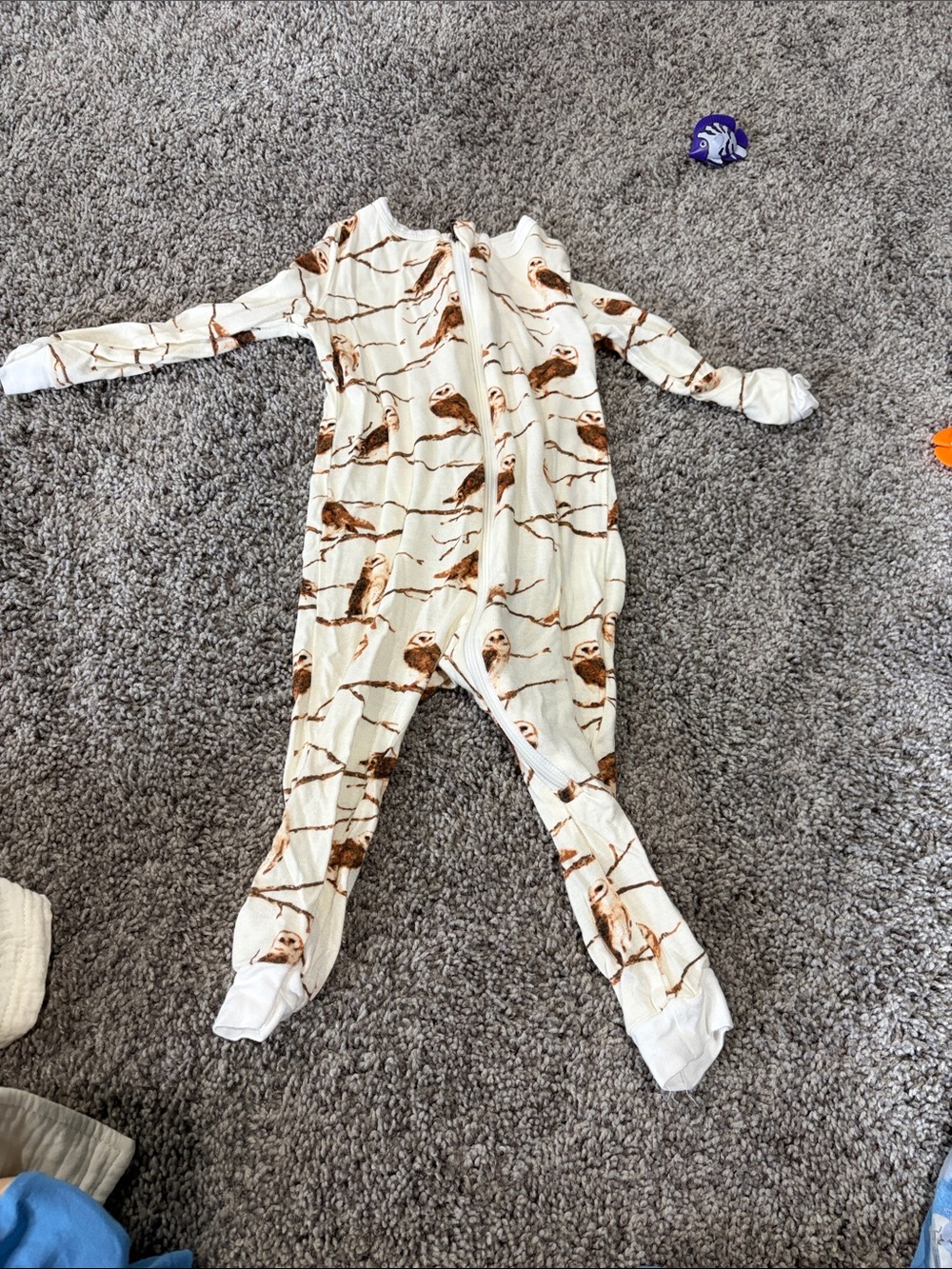 Milkbarn Cream Sloth Print Footie Pajamas
